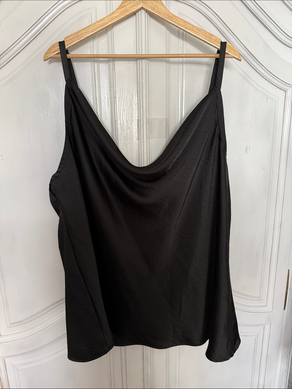 Ava & Viv Black Satin Cowl Neck Camisole Top – Women’s Size 3X Dressy Tank Top